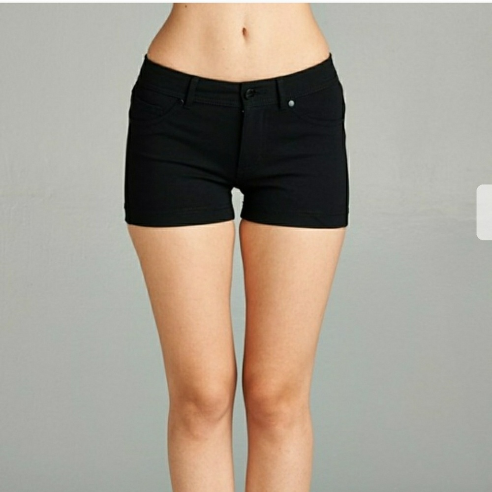 🆕🐚BLACK Classic Shorts🐚🆕